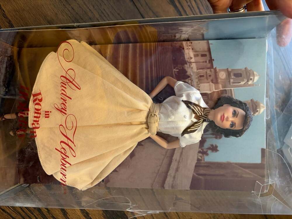 Barbie Audrey Hepburn in Roman Holiday Doll